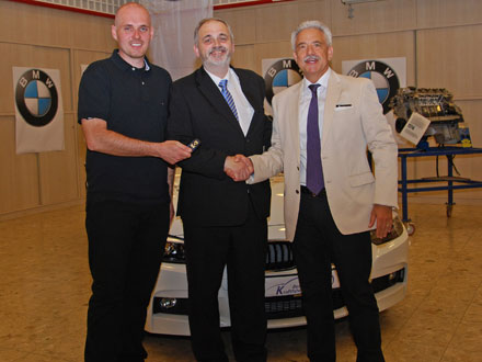 Neuer BMW 328d für die Siegfried Marcus Berufsschule