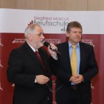 Direktor OSR Dipl.-Päd. Markus Fuchs mit Berufsschulinspektor Thomas Bäuerl