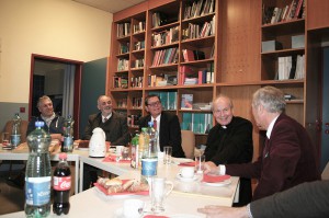 Am 05.12.2017 besuchte Kardinal Christoph Schönborn die Siegfried Marcus Berufsschule in Strebersdorf